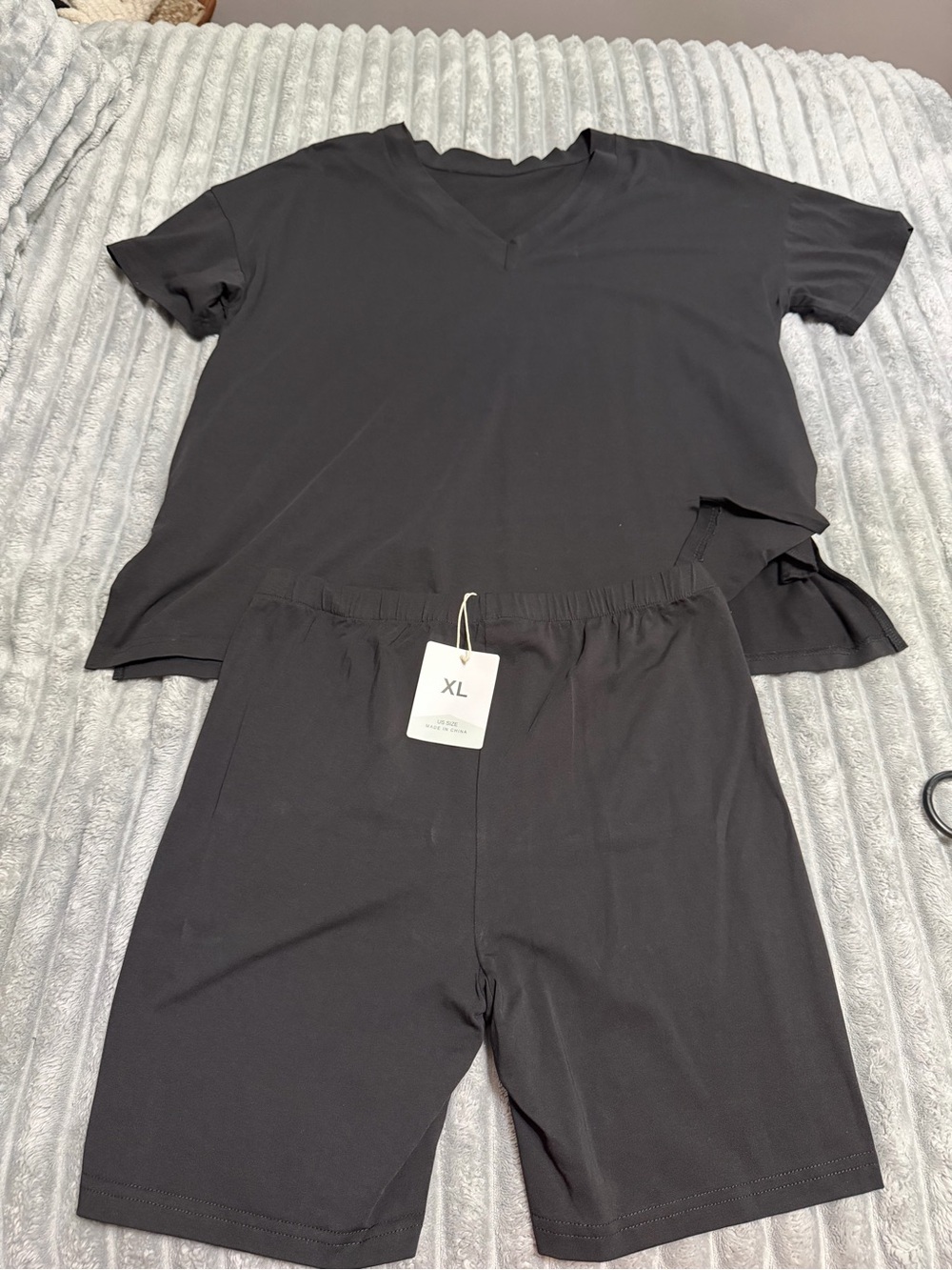 Fashion Women’s Black V-Neck Set - XL